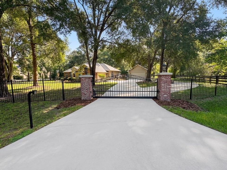For Sale: $749,000 (4 beds, 2 baths, 2449 Square Feet)
