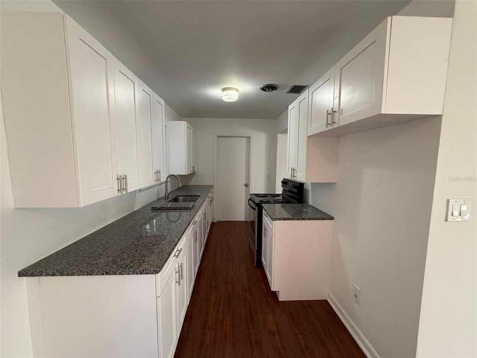 For Sale: $193,000 (3 beds, 1 baths, 1176 Square Feet)