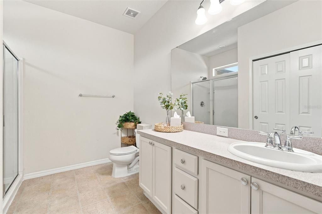 For Sale: $420,000 (3 beds, 2 baths, 1700 Square Feet)