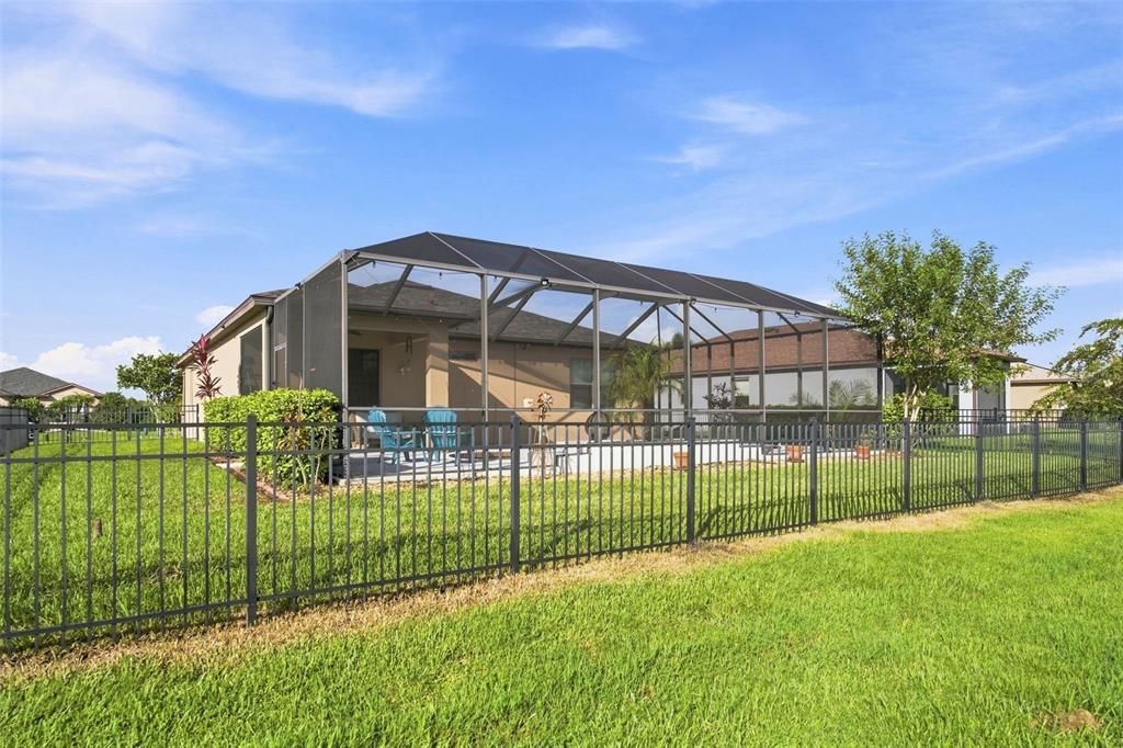 For Sale: $420,000 (3 beds, 2 baths, 1700 Square Feet)