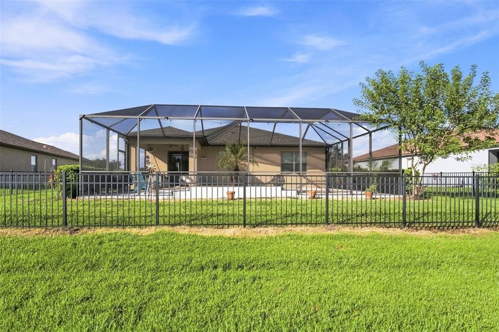 For Sale: $420,000 (3 beds, 2 baths, 1700 Square Feet)