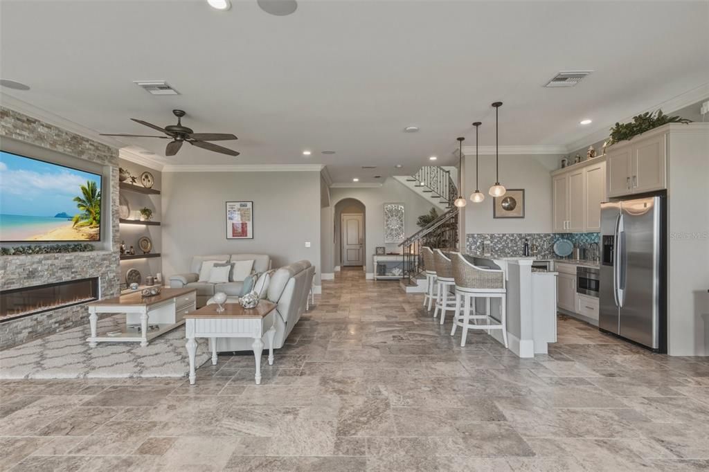 For Sale: $5,350,000 (6 beds, 5 baths, 6869 Square Feet)