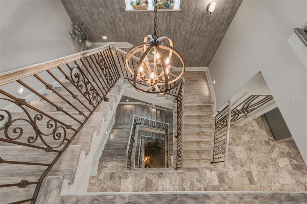 For Sale: $5,350,000 (6 beds, 5 baths, 6869 Square Feet)