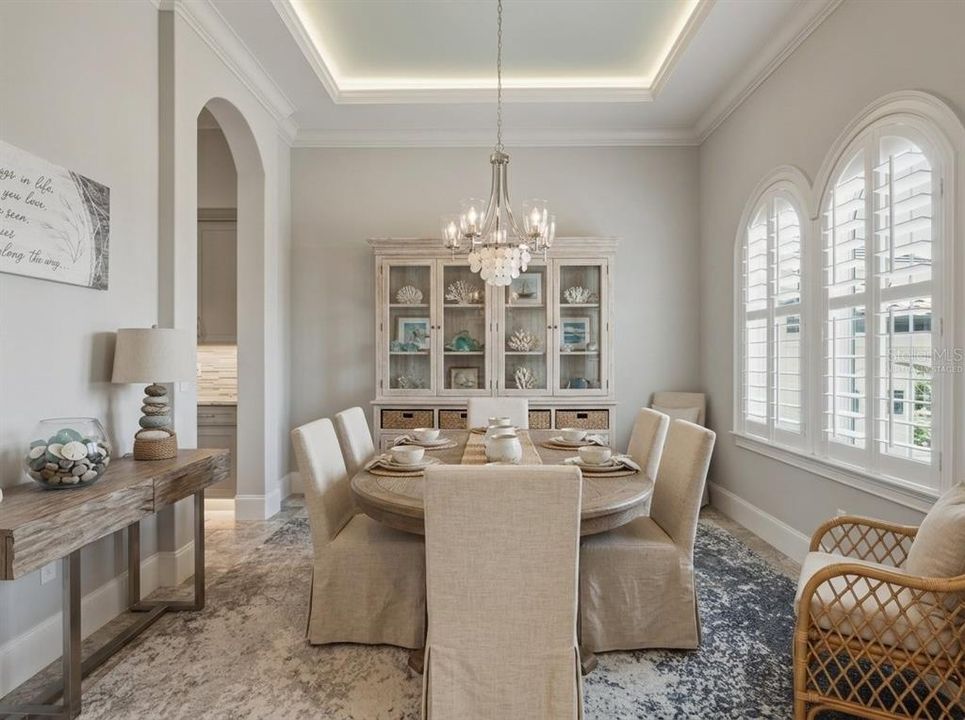 For Sale: $5,350,000 (6 beds, 5 baths, 6869 Square Feet)