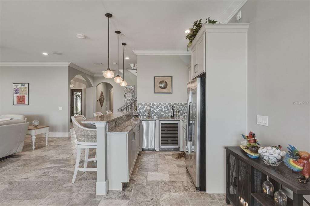 For Sale: $5,350,000 (6 beds, 5 baths, 6869 Square Feet)