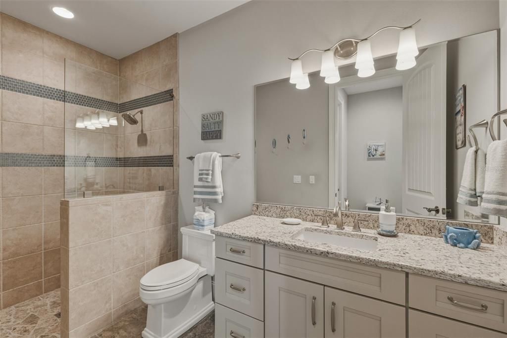 For Sale: $5,350,000 (6 beds, 5 baths, 6869 Square Feet)