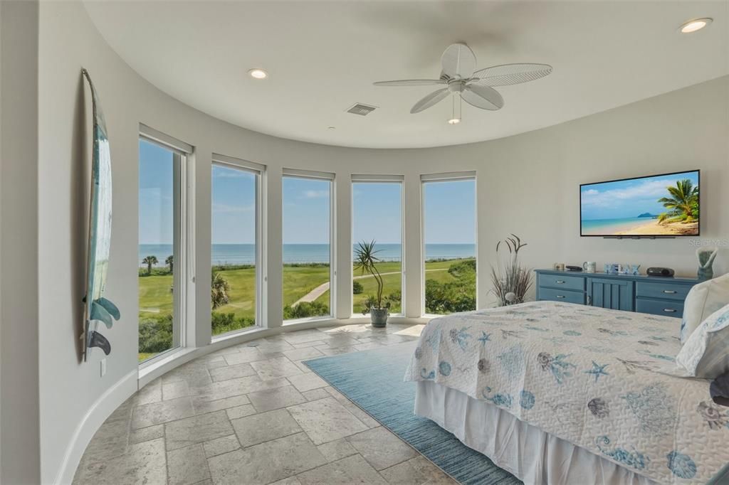 For Sale: $5,350,000 (6 beds, 5 baths, 6869 Square Feet)