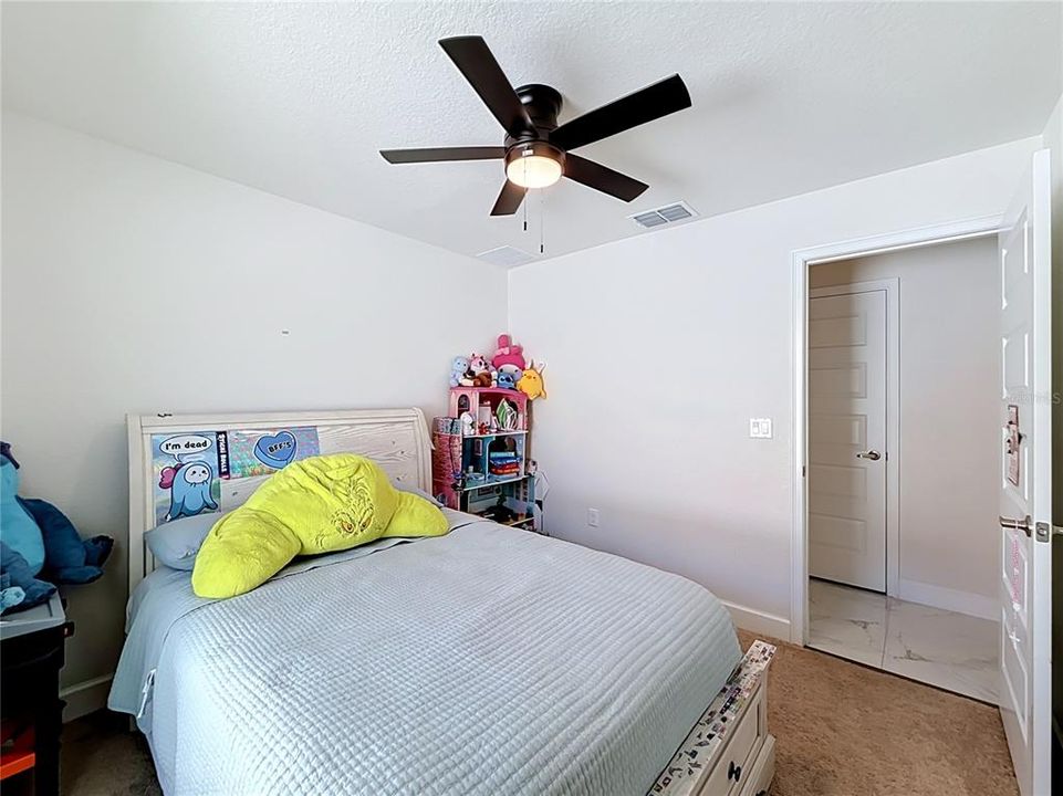 For Sale: $400,000 (4 beds, 2 baths, 2557 Square Feet)