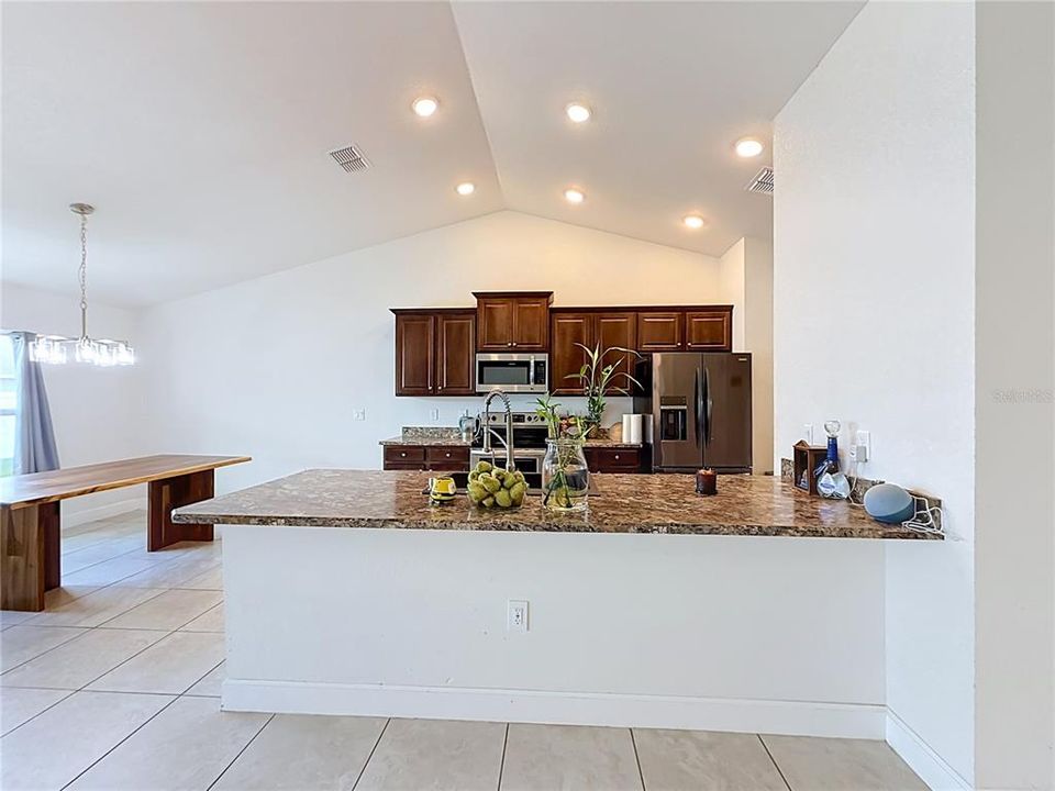For Sale: $400,000 (4 beds, 2 baths, 2557 Square Feet)