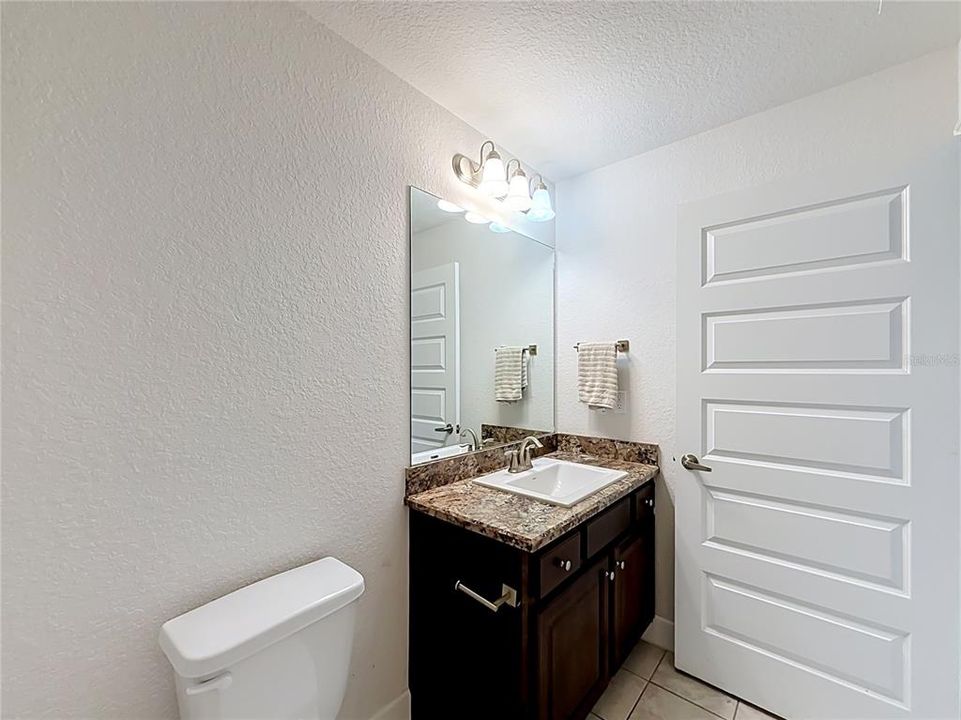 For Sale: $400,000 (4 beds, 2 baths, 2557 Square Feet)