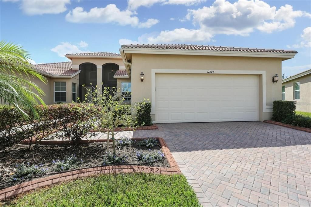 For Rent: $2,000 (3 beds, 2 baths, 1519 Square Feet)