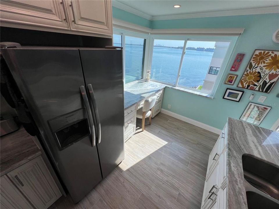 For Rent: $4,800 (2 beds, 2 baths, 1315 Square Feet)