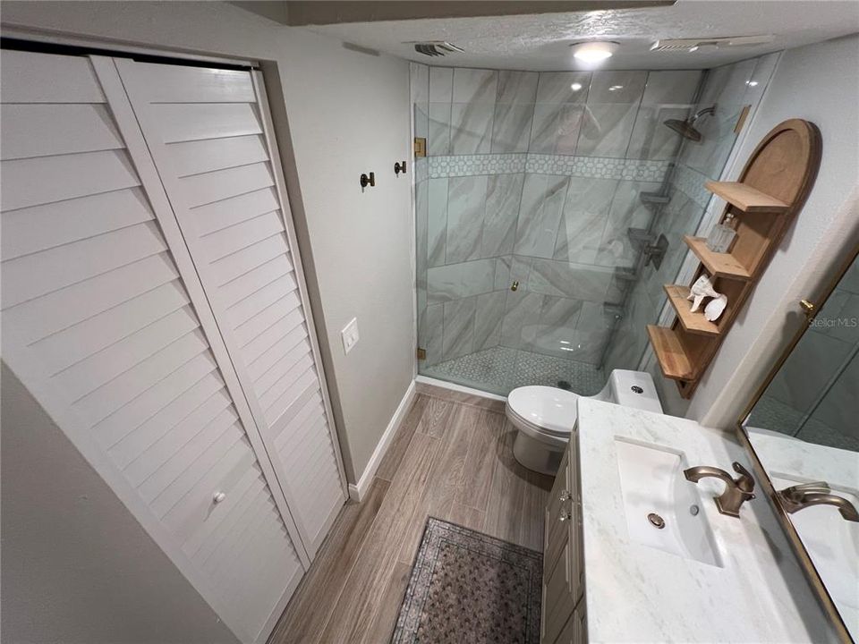 For Rent: $4,800 (2 beds, 2 baths, 1315 Square Feet)