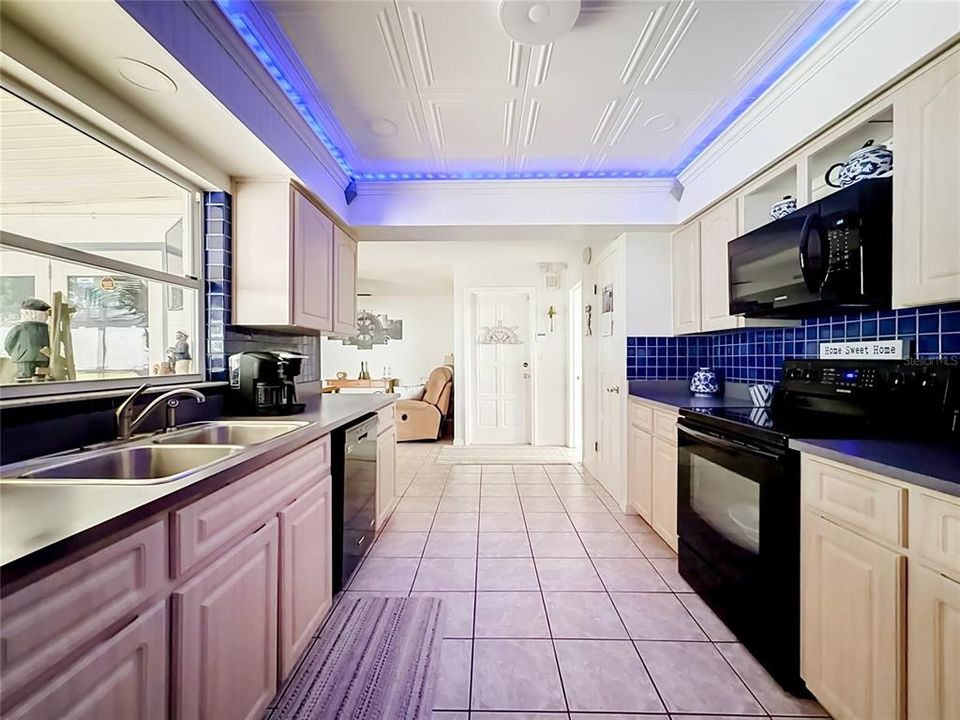 For Sale: $479,900 (3 beds, 2 baths, 1508 Square Feet)