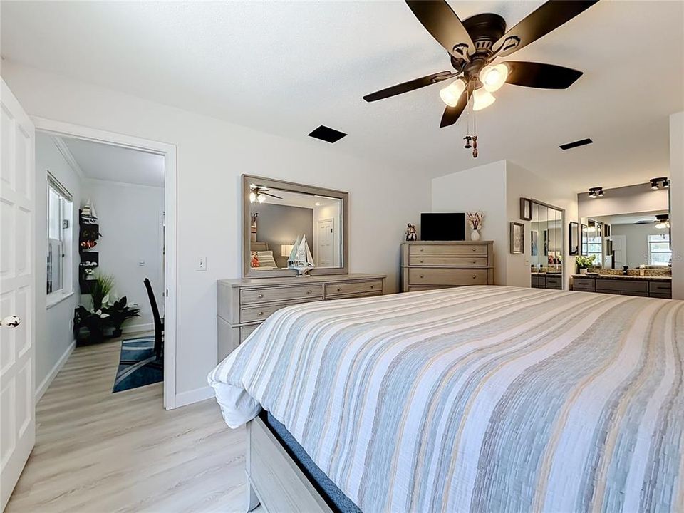 For Sale: $479,900 (3 beds, 2 baths, 1508 Square Feet)