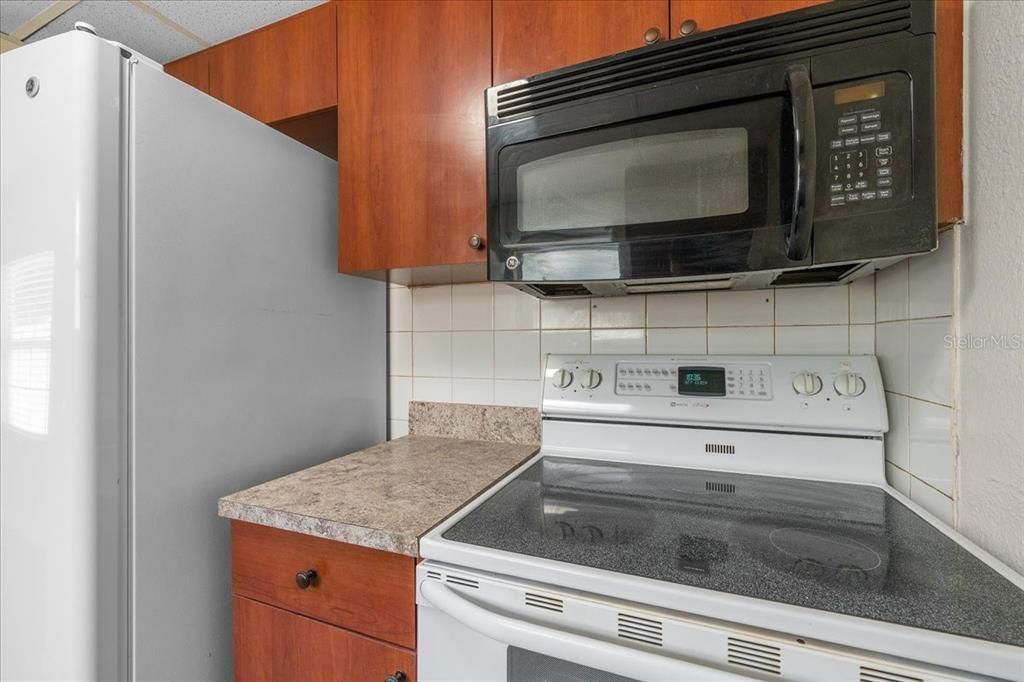 En Venta: $115,000 (2 camas, 1 baños, 924 Pies cuadrados)