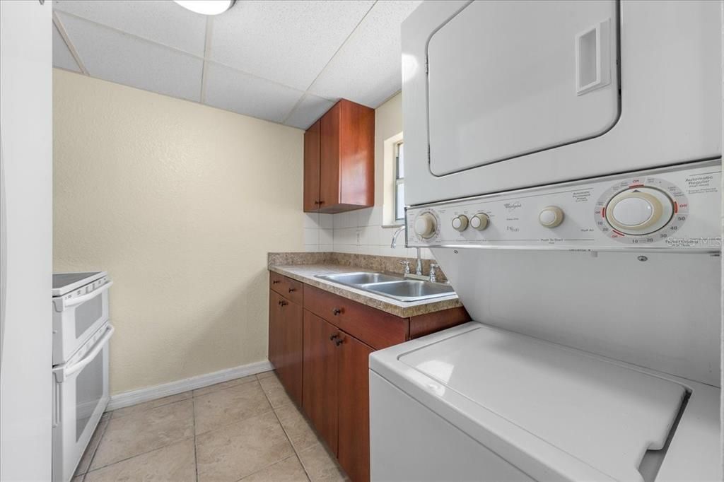 En Venta: $115,000 (2 camas, 1 baños, 924 Pies cuadrados)