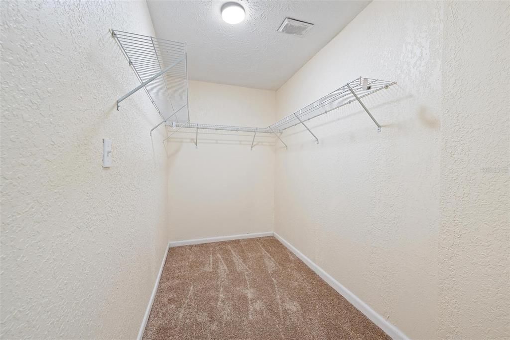 For Sale: $489,000 (4 beds, 2 baths, 1685 Square Feet)
