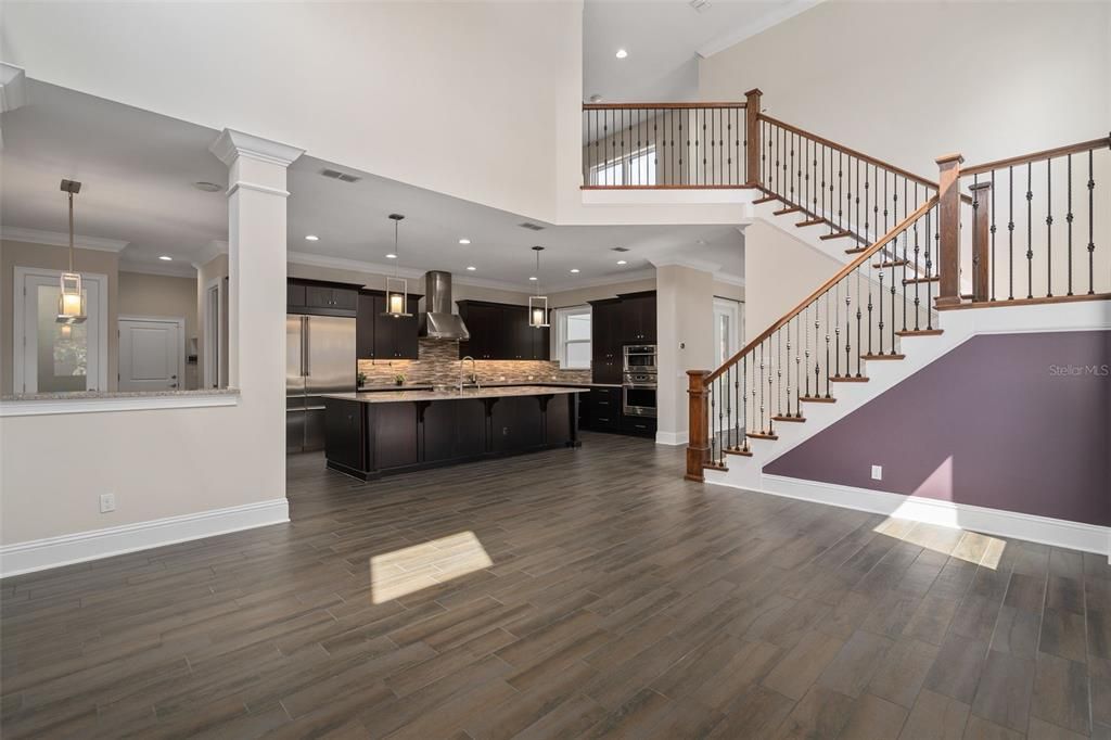For Rent: $6,000 (5 beds, 4 baths, 4075 Square Feet)