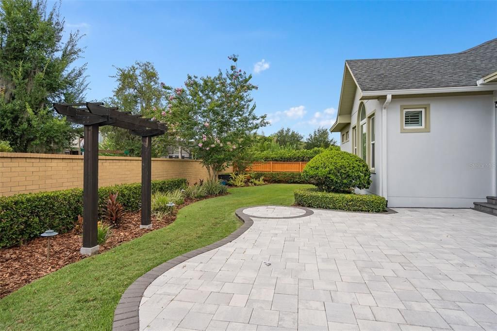 For Rent: $6,000 (5 beds, 4 baths, 4075 Square Feet)