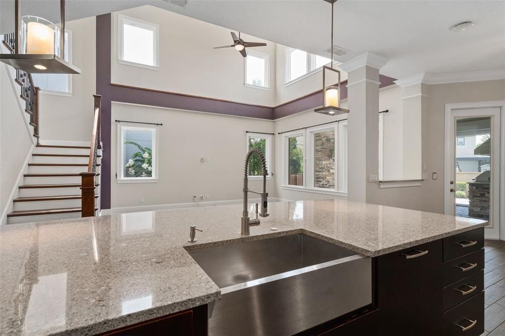 For Rent: $6,000 (5 beds, 4 baths, 4075 Square Feet)