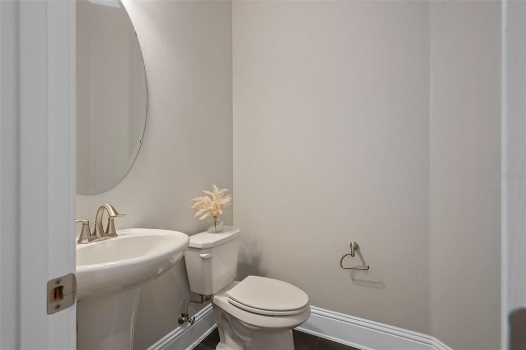 For Rent: $6,000 (5 beds, 4 baths, 4075 Square Feet)