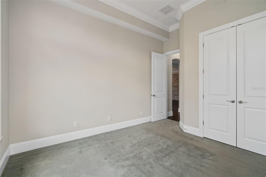 For Rent: $6,000 (5 beds, 4 baths, 4075 Square Feet)