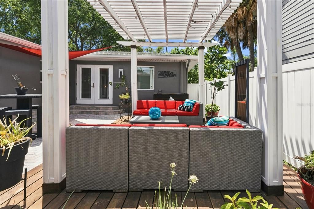 For Rent: $5,500 (3 beds, 2 baths, 1964 Square Feet)
