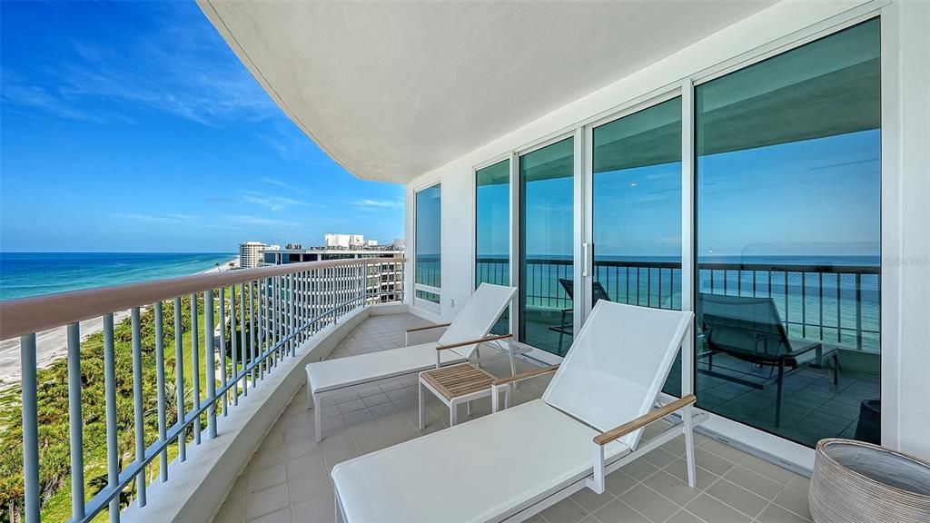 For Sale: $5,295,000 (3 beds, 3 baths, 2880 Square Feet)