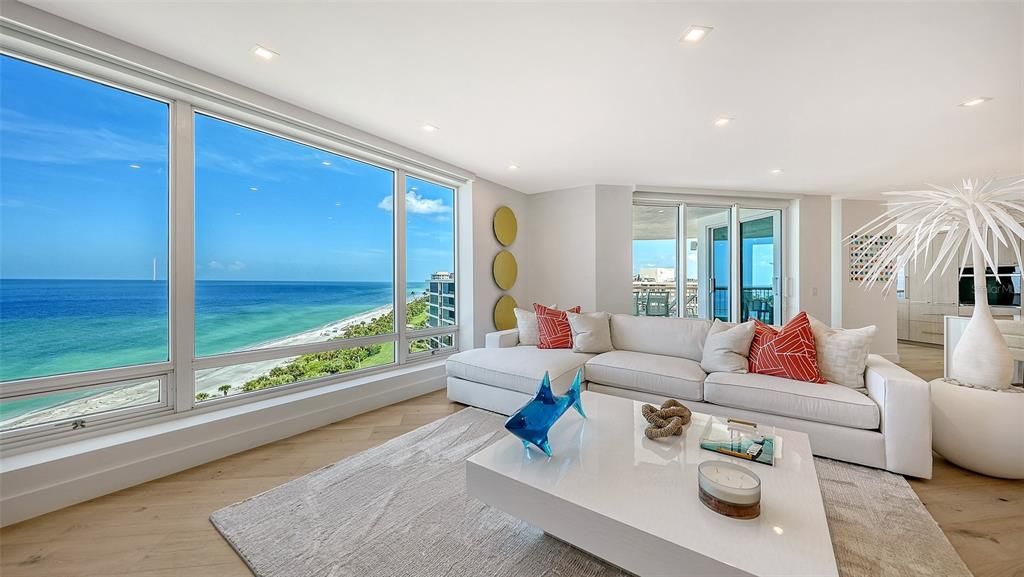For Sale: $5,295,000 (3 beds, 3 baths, 2880 Square Feet)