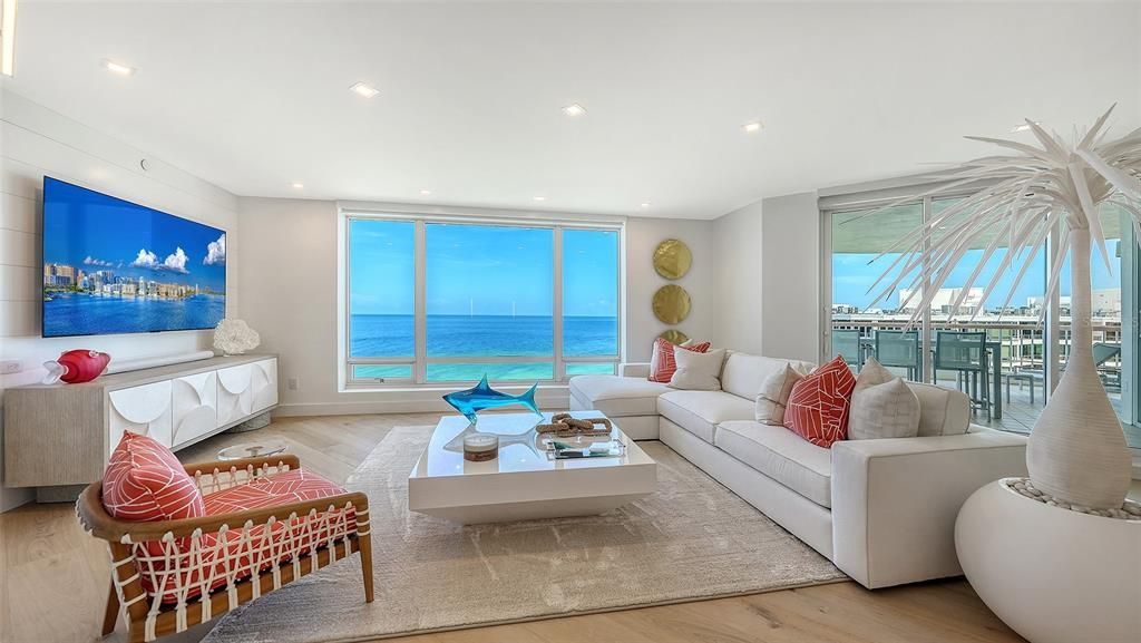 For Sale: $5,295,000 (3 beds, 3 baths, 2880 Square Feet)