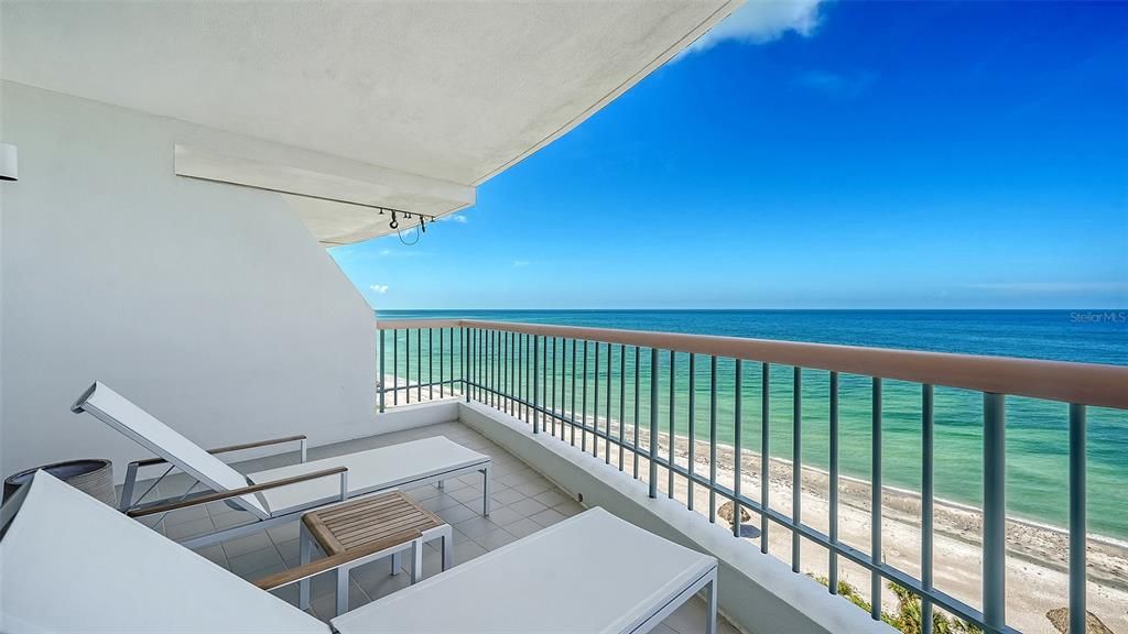 For Sale: $5,295,000 (3 beds, 3 baths, 2880 Square Feet)