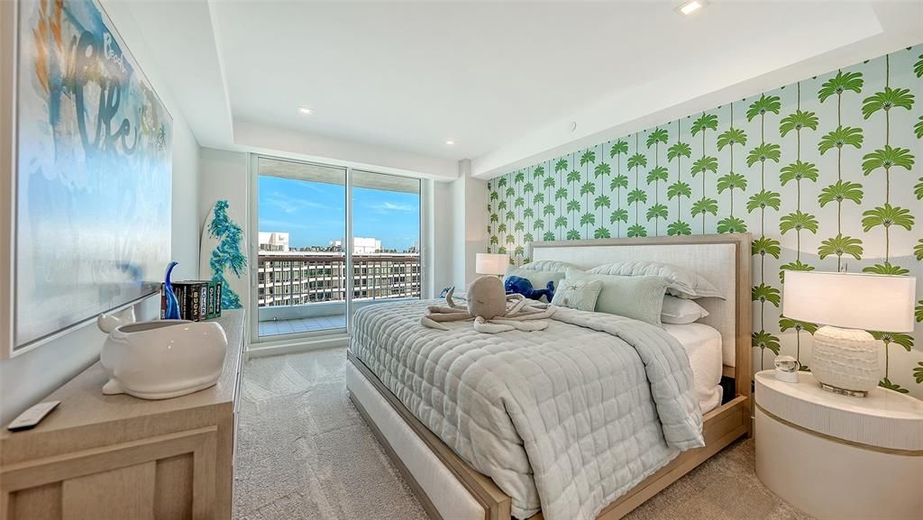 For Sale: $5,295,000 (3 beds, 3 baths, 2880 Square Feet)