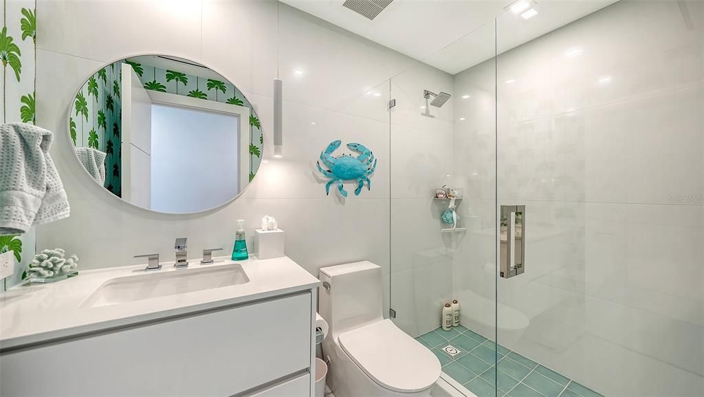 For Sale: $5,295,000 (3 beds, 3 baths, 2880 Square Feet)