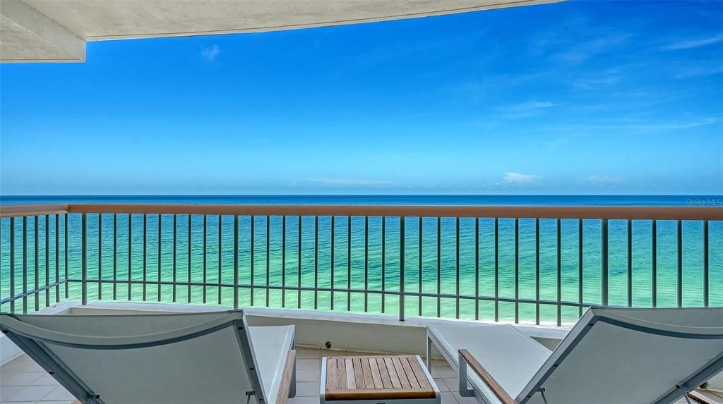 For Sale: $5,295,000 (3 beds, 3 baths, 2880 Square Feet)