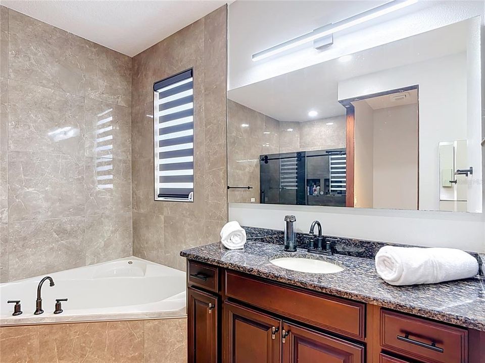 For Sale: $625,000 (4 beds, 3 baths, 2211 Square Feet)