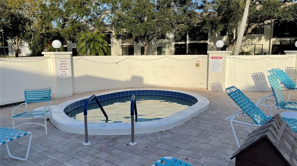 For Rent: $1,695 (2 beds, 2 baths, 942 Square Feet)