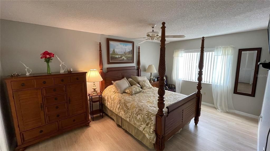 For Rent: $1,695 (2 beds, 2 baths, 942 Square Feet)