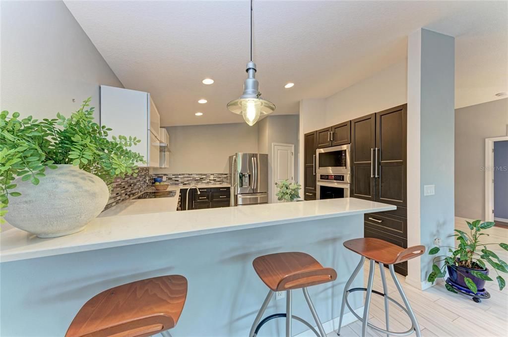 Activo con contrato: $375,000 (2 camas, 2 baños, 1524 Pies cuadrados)