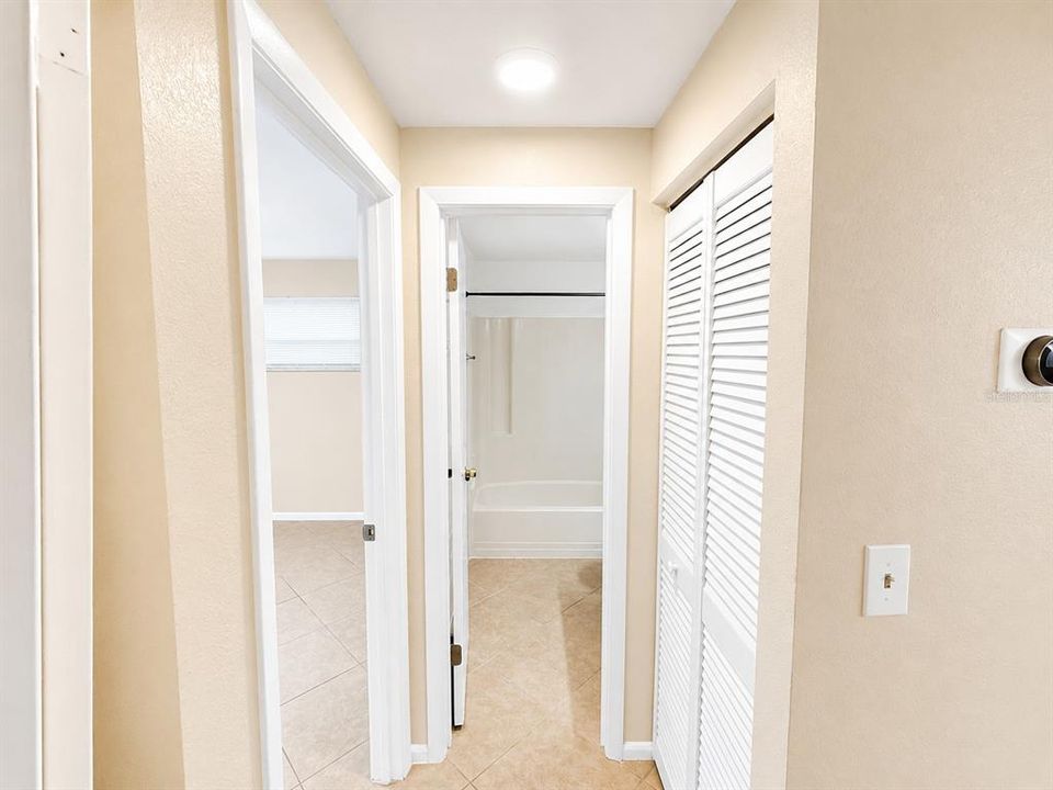 For Rent: $1,500 (2 beds, 1 baths, 770 Square Feet)