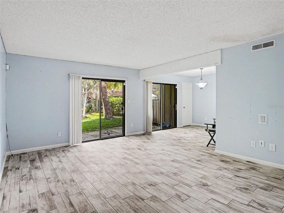 For Sale: $219,000 (2 beds, 2 baths, 1529 Square Feet)
