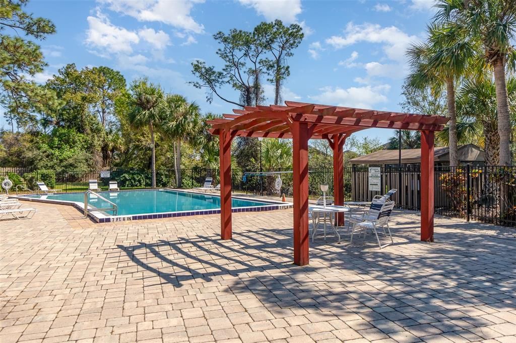 For Sale: $219,000 (2 beds, 2 baths, 1529 Square Feet)