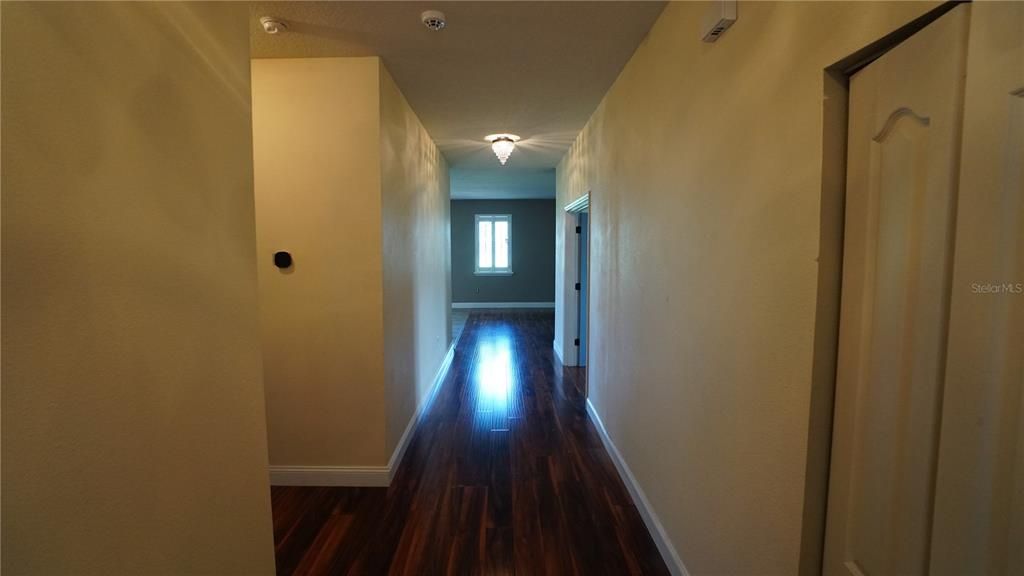 For Sale: $309,000 (3 beds, 2 baths, 1880 Square Feet)