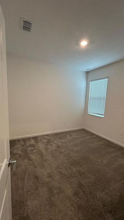 For Rent: $2,350 (4 beds, 2 baths, 2084 Square Feet)