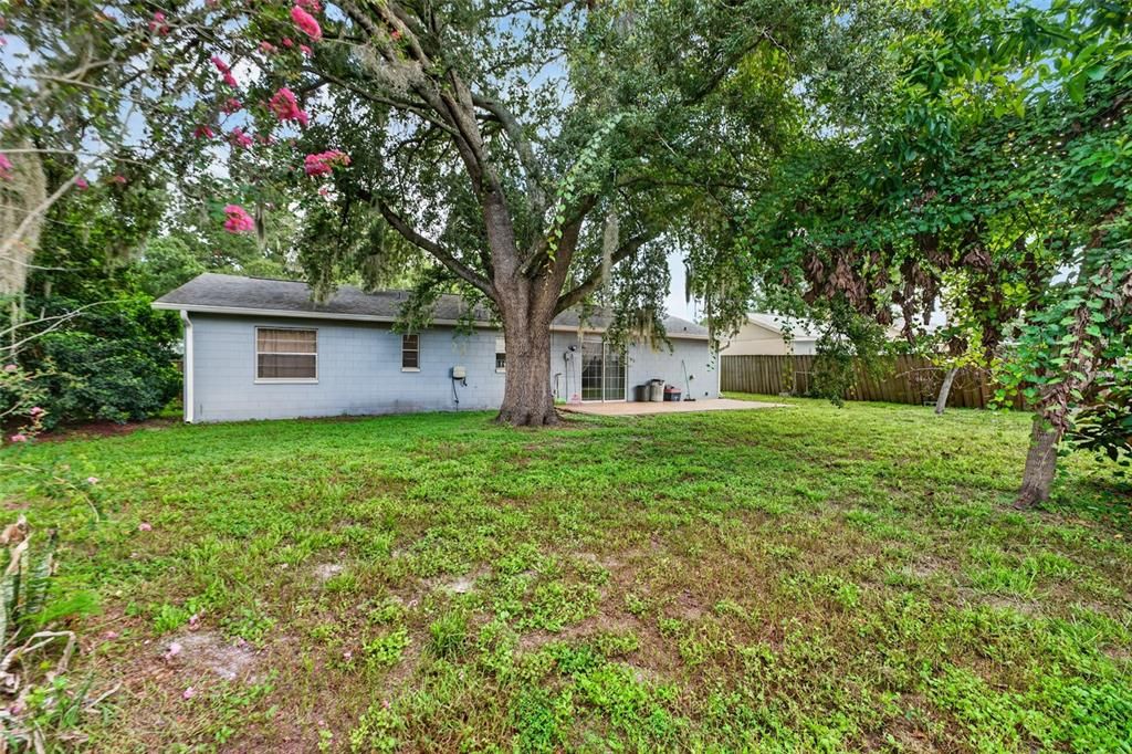 For Sale: $299,995 (3 beds, 2 baths, 1176 Square Feet)