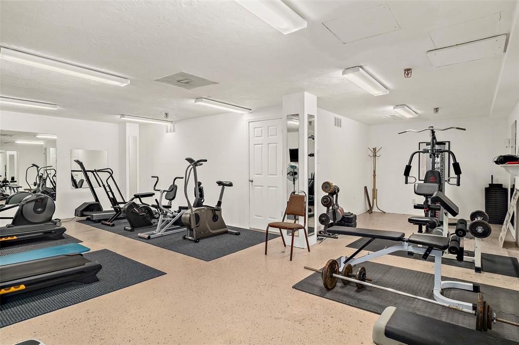 For Sale: $279,000 (2 beds, 2 baths, 1344 Square Feet)