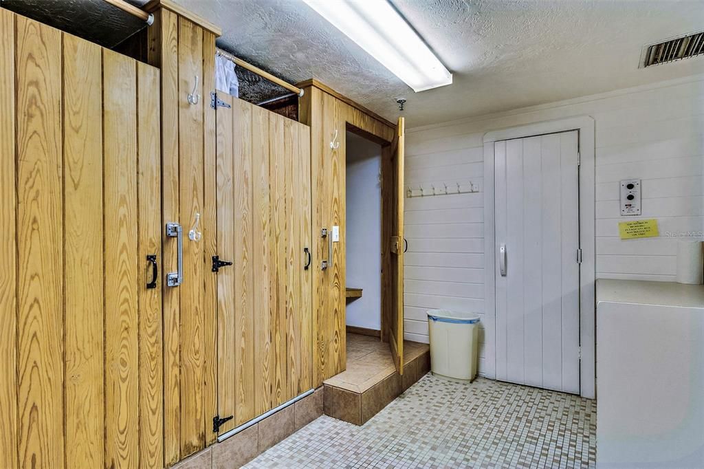For Sale: $279,000 (2 beds, 2 baths, 1344 Square Feet)