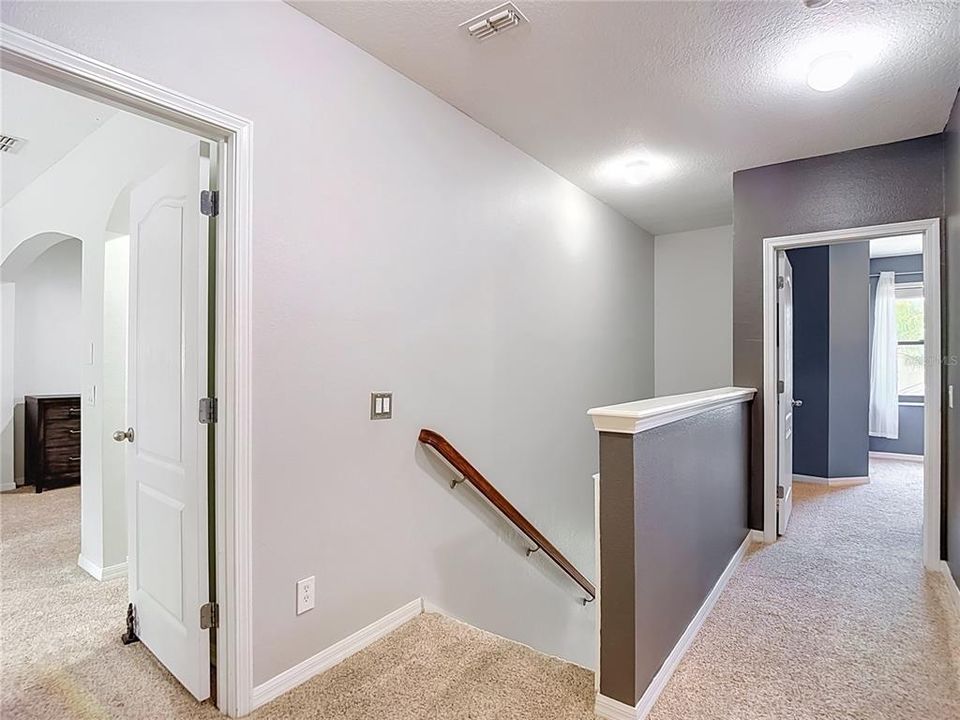 En Venta: $649,900 (4 camas, 3 baños, 2503 Pies cuadrados)