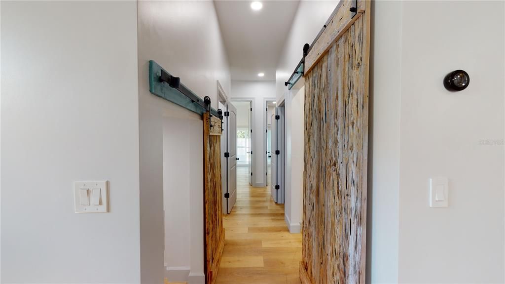 For Rent: $3,450 (3 beds, 3 baths, 2000 Square Feet)