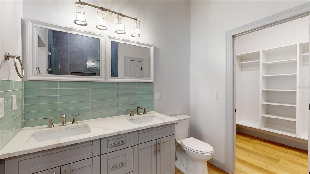 For Rent: $3,450 (3 beds, 3 baths, 2000 Square Feet)
